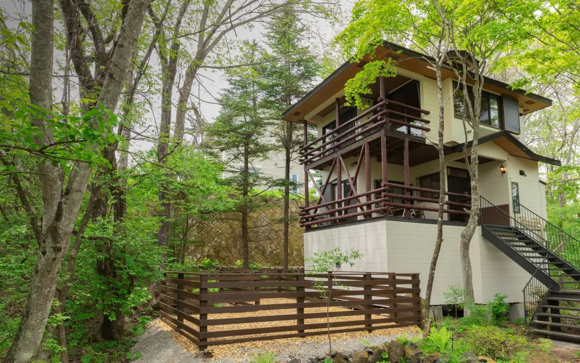 rinne 2nd living Kitakaruizawa Garden